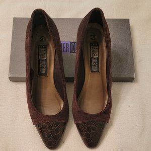 #43 - The Leather Connection Brown Croc Pumps